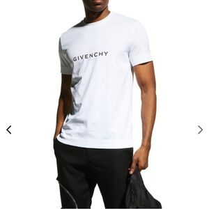 Authentic 💫Givenchy Men's White T-Shirt